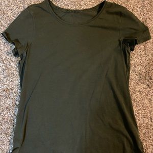 Lululemon T-Shirt